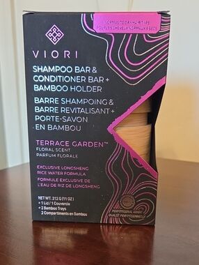 Viori Shampoo & Conditioner Bar With Bamboo Holder Terrace Garden Black Pkg